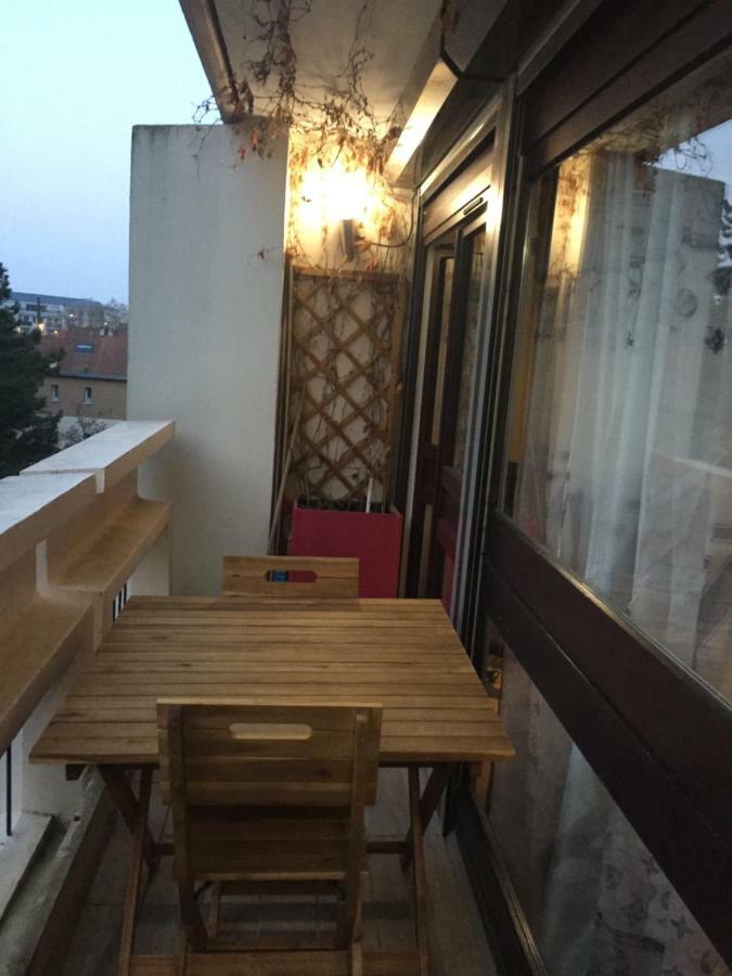 Chezclervie Nanterre City, Close To Paris La Defense U Arena Kültér fotó